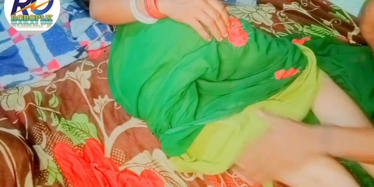 Desi devar se chudai karwane me bahut achchi lagi mujhe meri chut ki pani nikal Diya