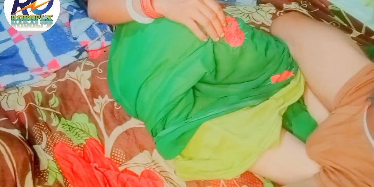 Desi devar se chudai karwane me bahut achchi lagi mujhe meri chut ki pani nikal Diya