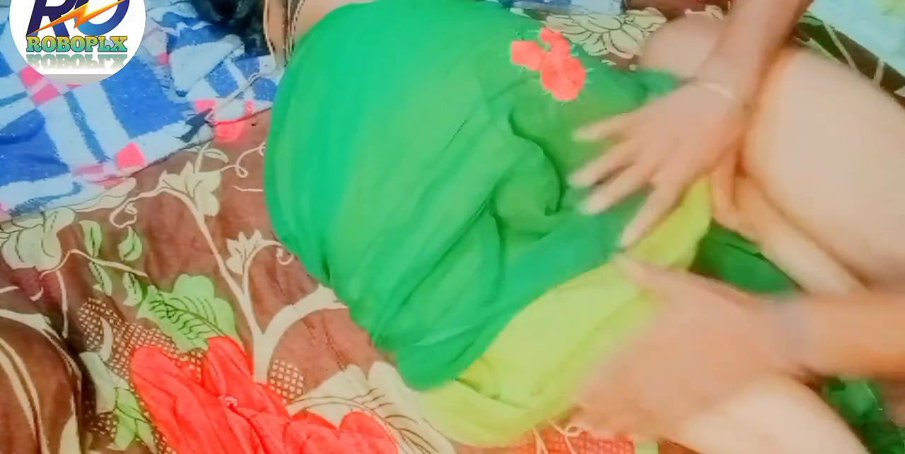 Desi devar se chudai karwane me bahut achchi lagi mujhe meri chut ki pani nikal Diya