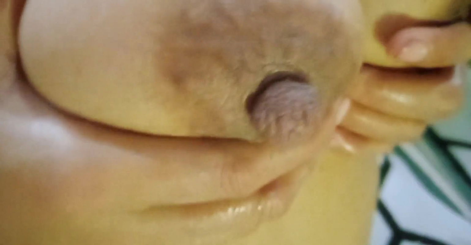 Deshi girl masturbation with brinjal,her hot pussy,noob,nippal lik pusy water