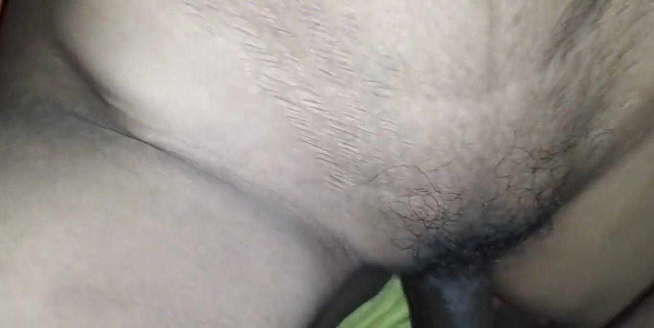 bistar par leti bhabhi ko devar ne chodha