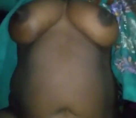 Badi bahan ki chudai ki uske ghar me akele