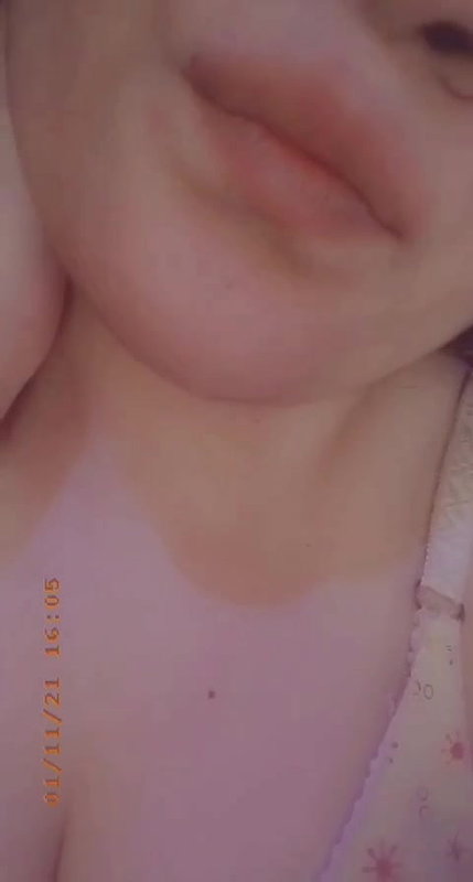 Big boobs beautiful girl pics and vids