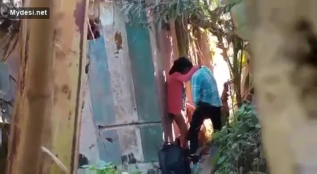Desi collage lover fucking outside collage video 3