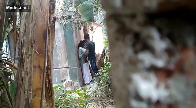 Desi collage lover fucking outside collage video 4