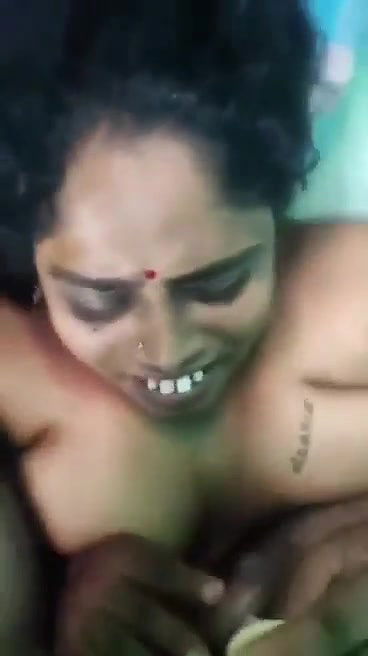Desi Bhabhi Blowjob