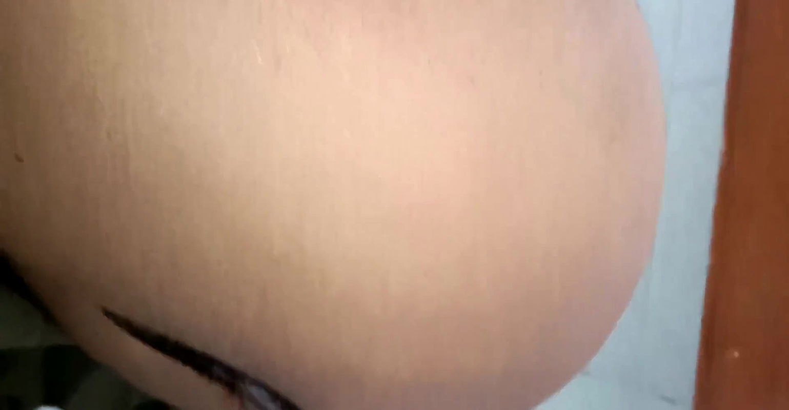 Indian School Girl Pee Viral MMS