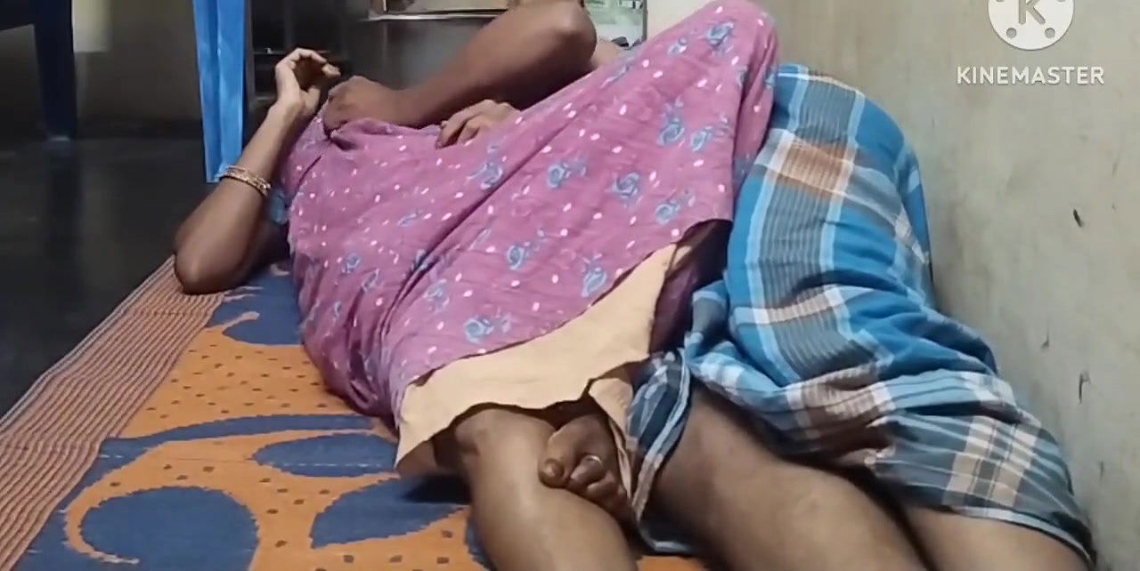 Telugu Aunty fucked at morning time
