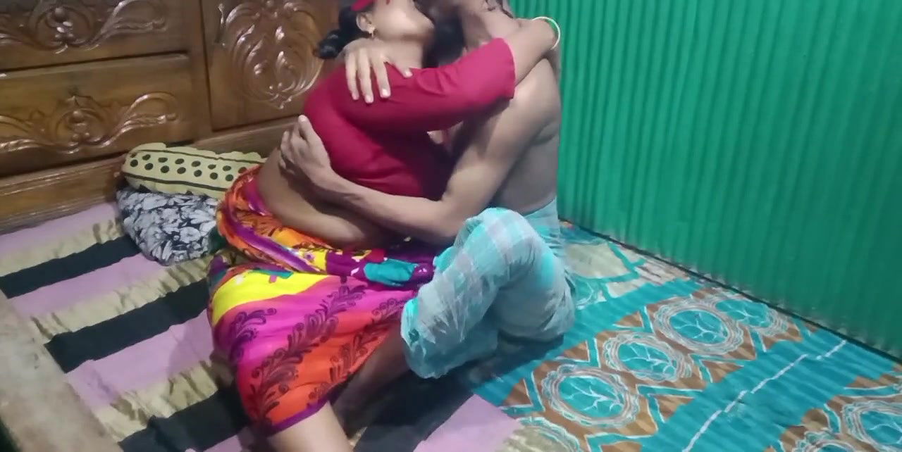 Fucking bhabhi bangladsehi Bhabhir new style sex sarite bhabhik hebbi lagse