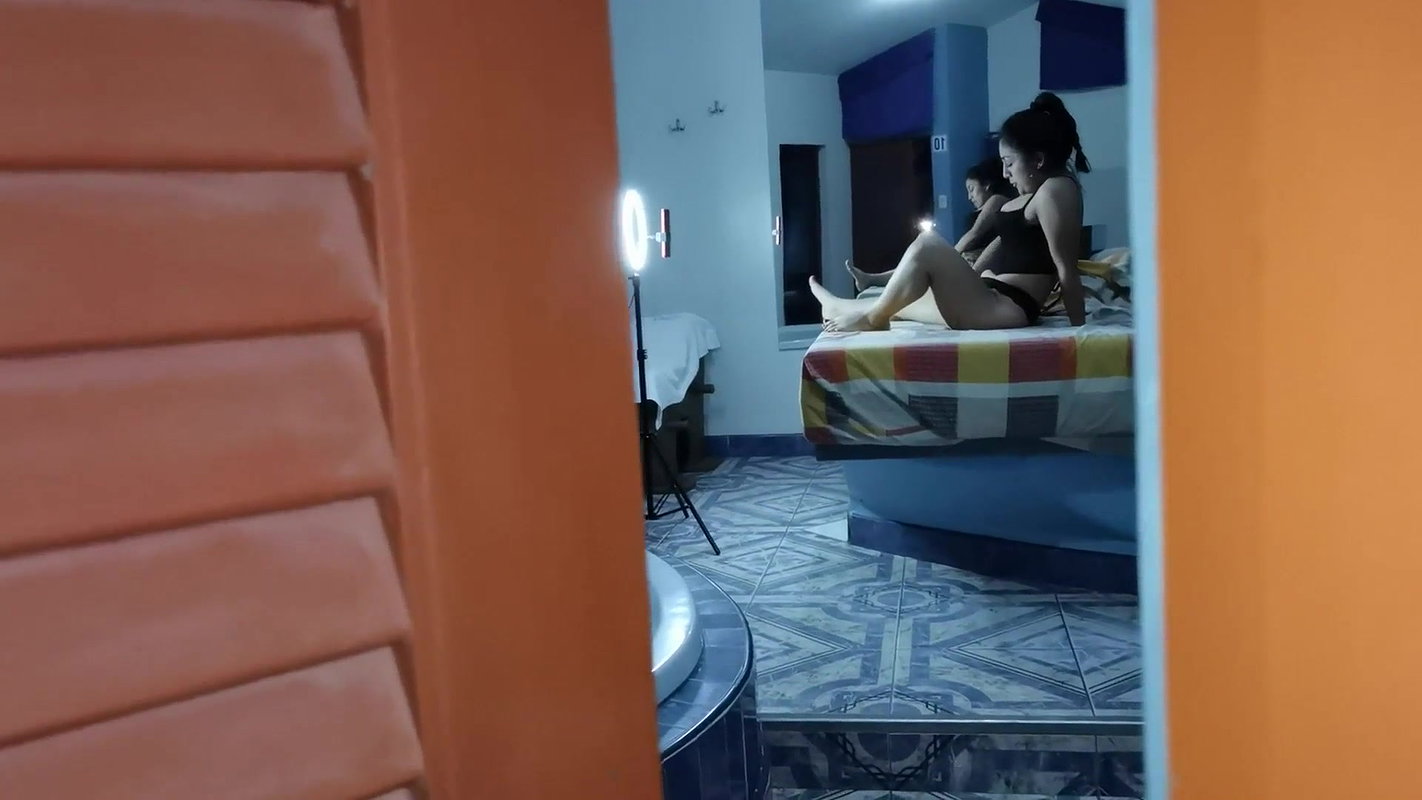 i caught my stepmom doing a live show and fucked her