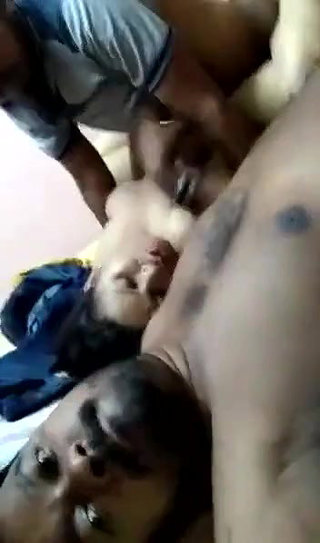 DDesi WWife SSharing HOooot Fuk Aunty EEnjpoying a loot