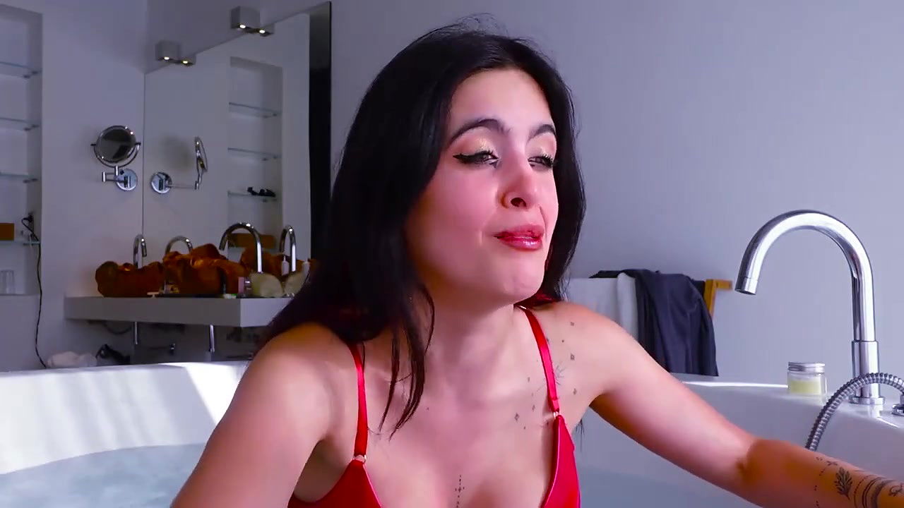 Sinful Red Jinx’s verified amateurs porn