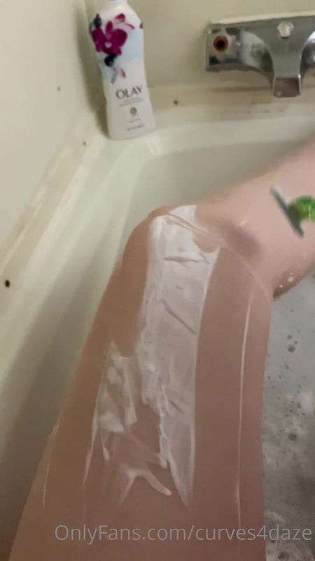 Curves4Daze Mega collectin – 37