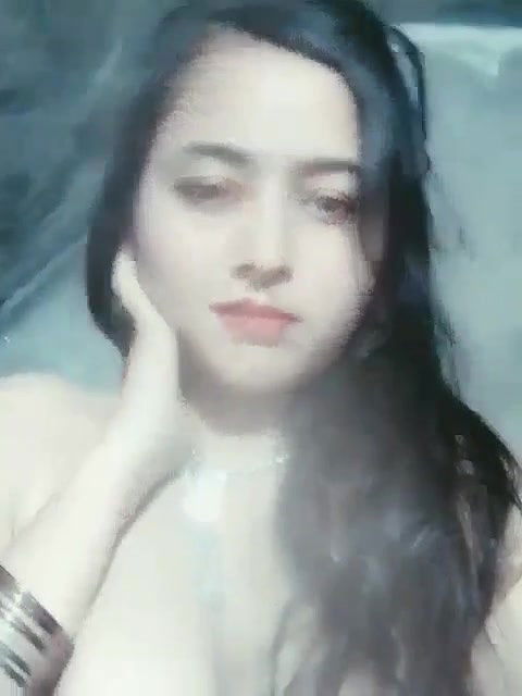 cute Desi babe showing her huge tits