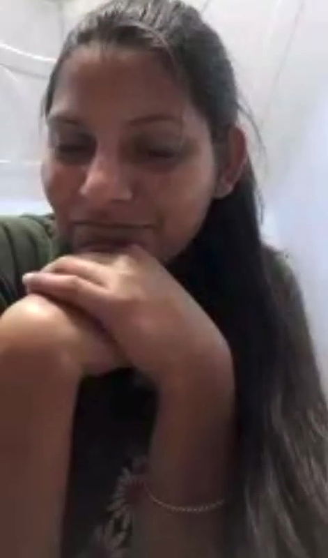 Showing Her Bigboobs to lover