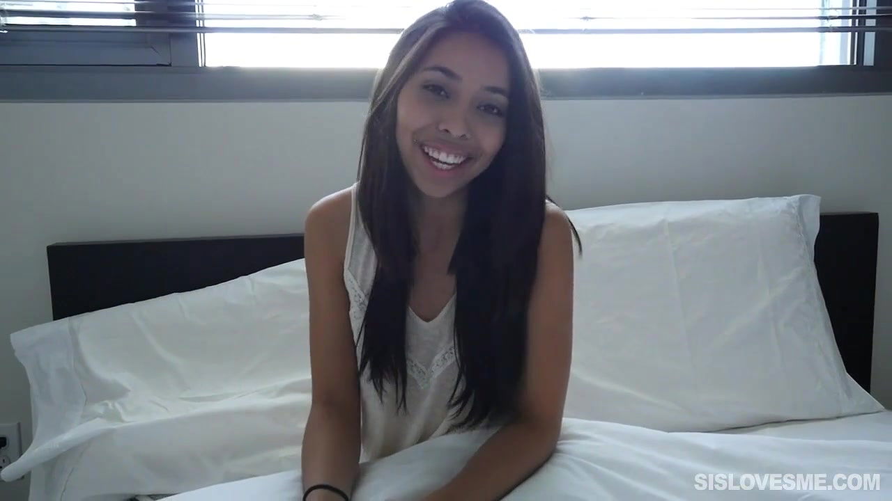 Astonishing cowgirl ride featuring horny Jasmine Summers