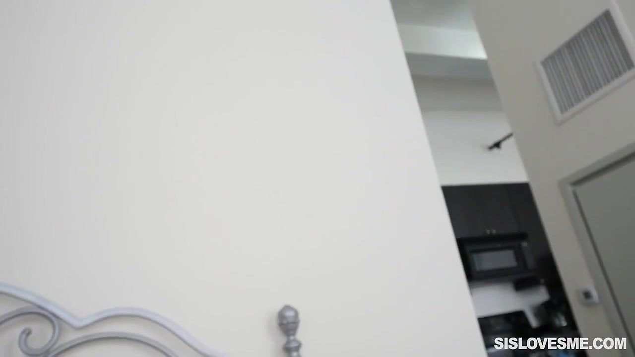 Lusty babe Aidra Fox gets fucked by a huge black dick in the bed