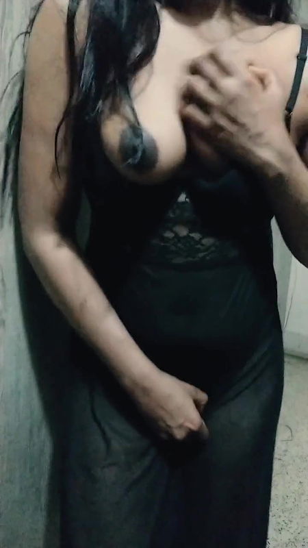 Radha Bhabhi Striping Nude