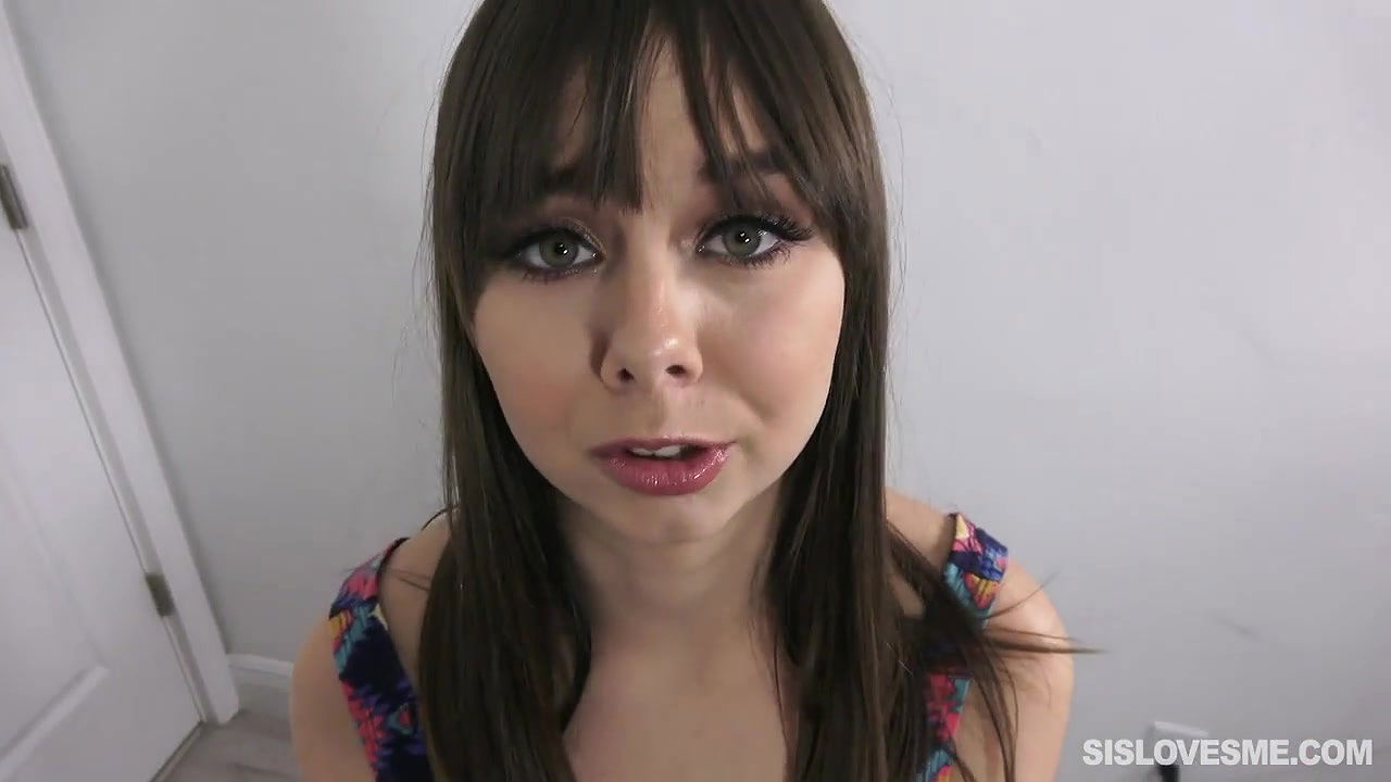 Stunning white model Kadence Marie invited her gf for a good threesome