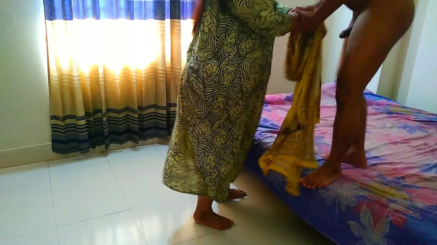 xa-stranger-enters-the-egyptian-milf-aunts-house-ties-her-hand-give-her-rough-fuck-hardcore-fuck-cum