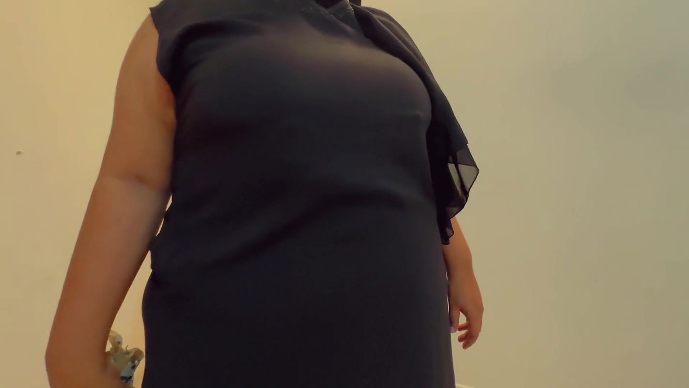 hot-plumper-milf-arab-maid-rough-fucked-cum-inside-pussy-when-she-sweeping-room-hijab