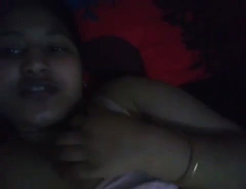 Bhabi Showing For Lover