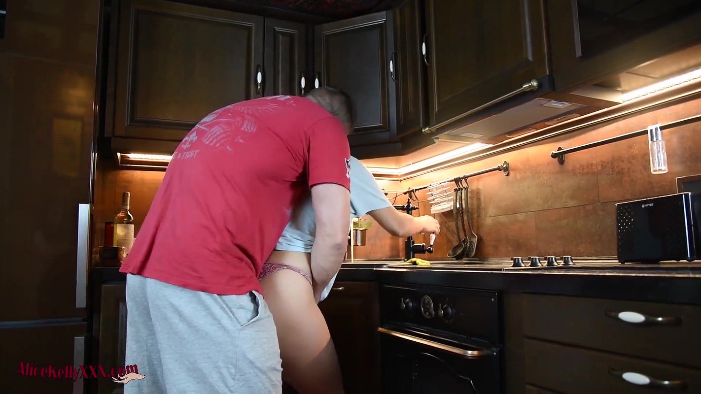 FriendS Wife DoesnT Resist For Long To Get Hard Fucked And Anal Creampie