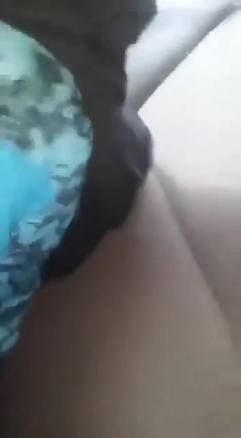 Giving blowjob inside car1