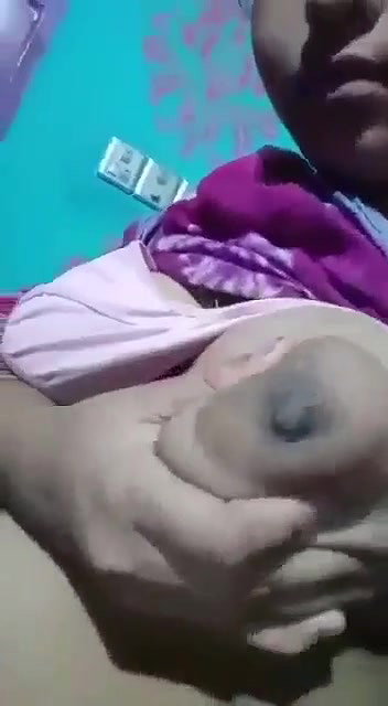 Cute Gf Pressing Boobs