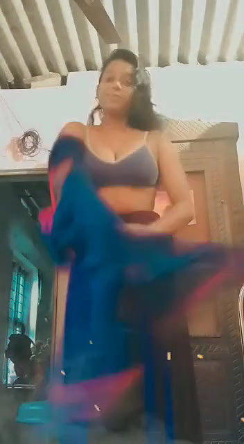 big-booby-girl-making-nude-video-for-lover
