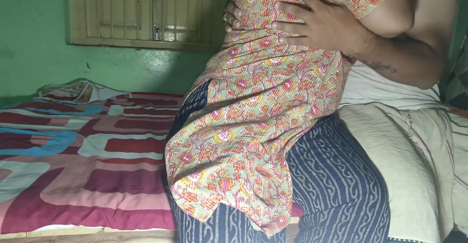 Beautiful Stepsister Fucks