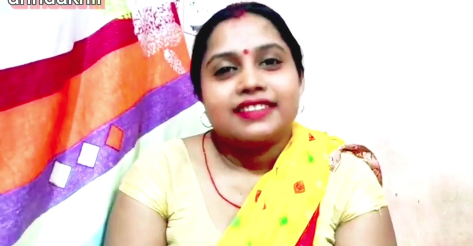 Desi indian bhabhi ne apni chut ka pani nikal kr mast chudai karwayi indian desi sex video