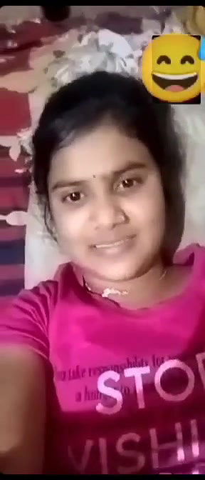Desi cute girl showing
