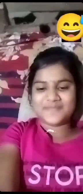Desi cute girl showing