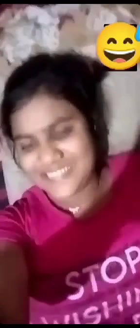 Desi cute girl showing
