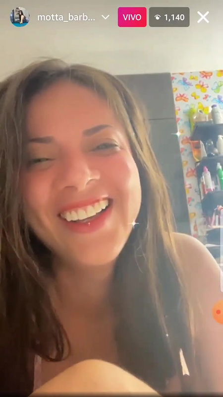 Insta Model EXCLUSIVE Oops Moment Top falls off Revealing Entire Right Side Boob