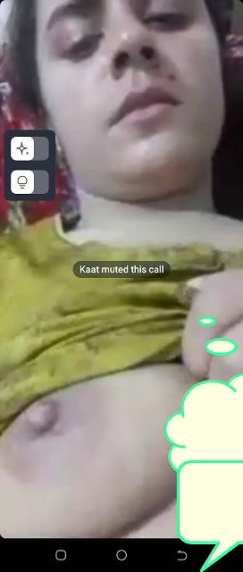 Desi girl showing boobs on video call