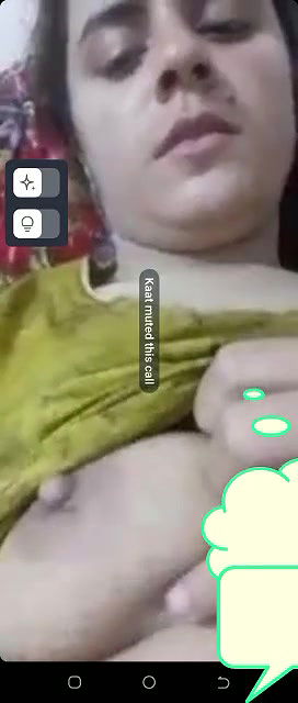 Desi girl showing boobs on video call