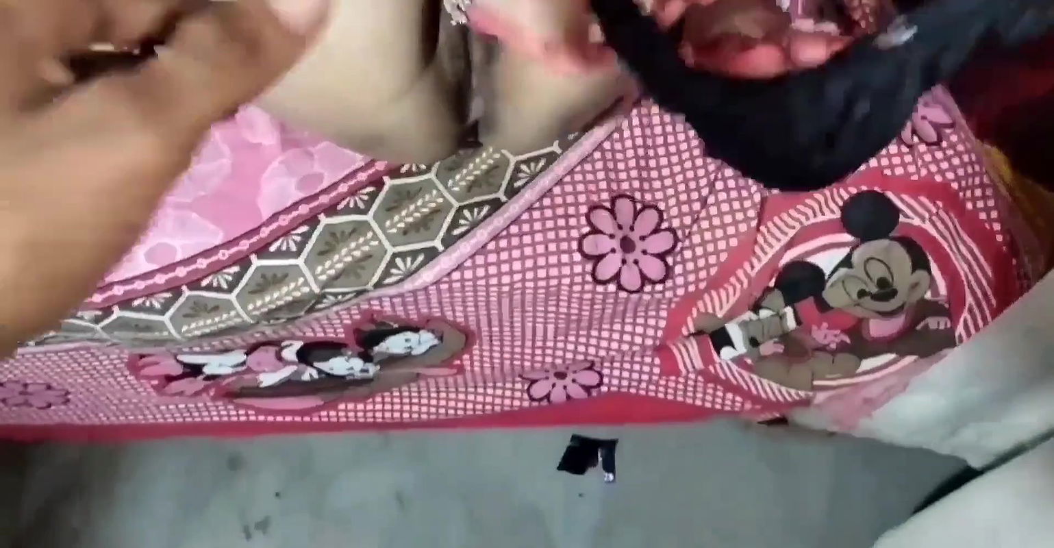 Kitani mast hai ye waali Desi cute maal