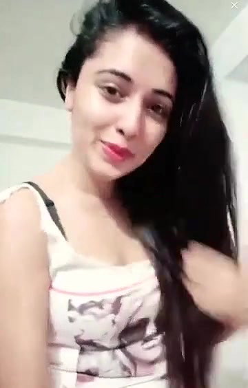 Deshi Cute GGF showing