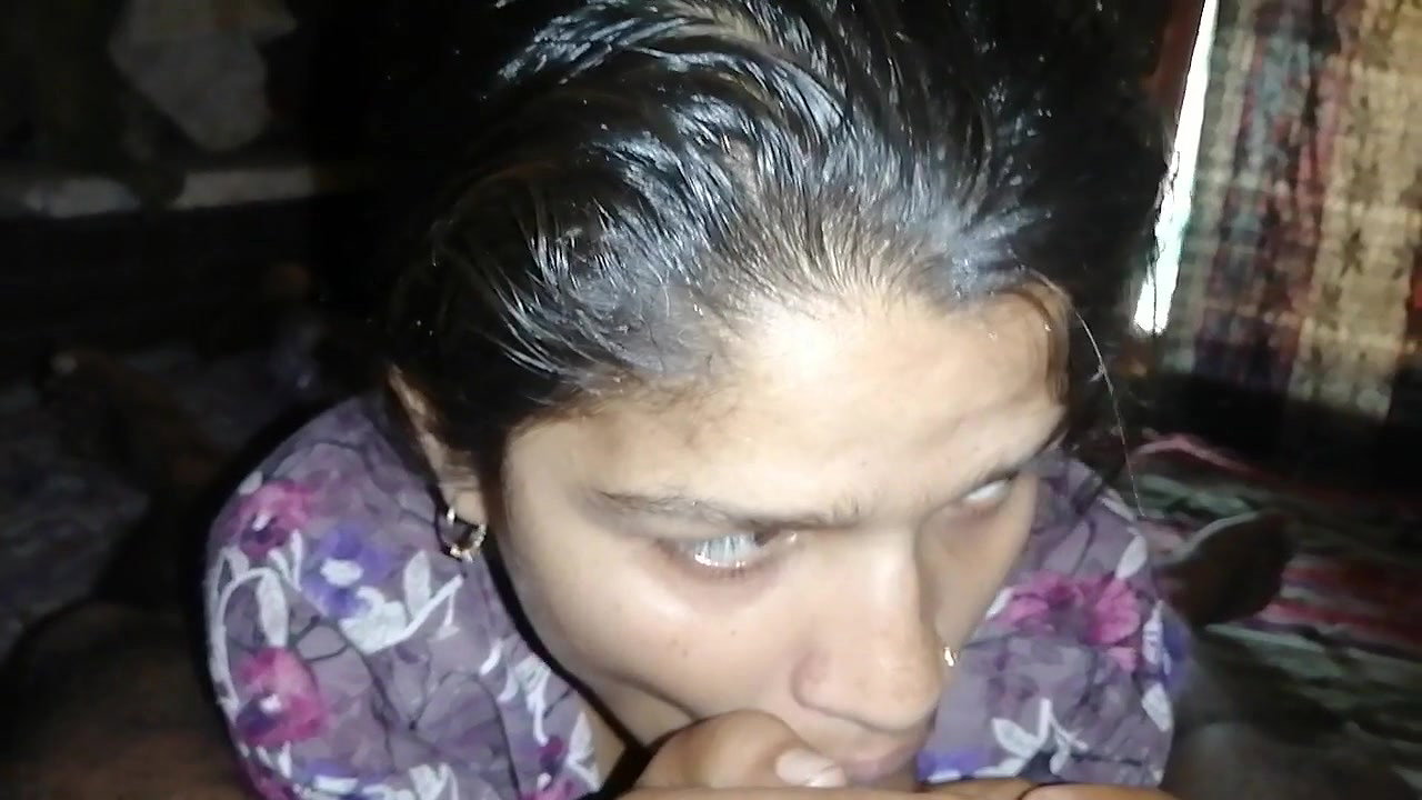 Desivillage bhabi suck eher devar dick