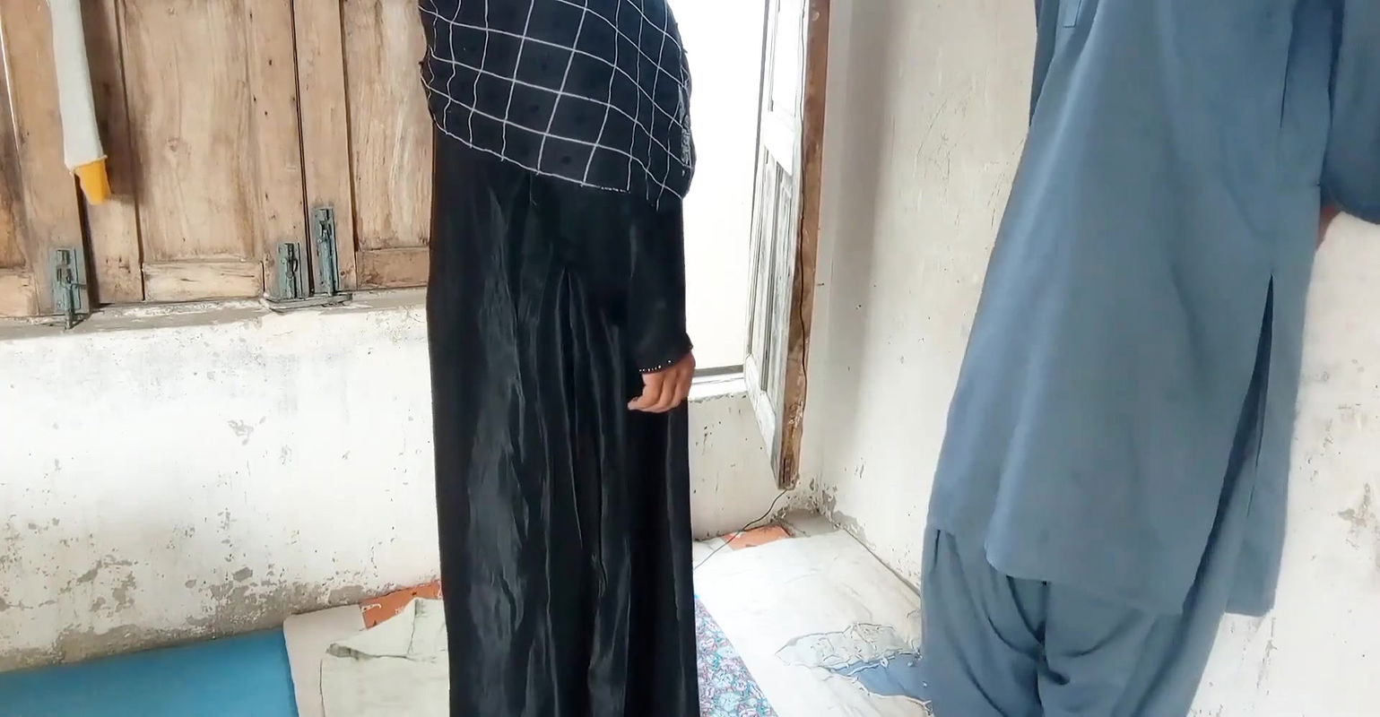 Faqeerni ko Machi k pakory khela k Kam Kya aur choda bahot Maza leya