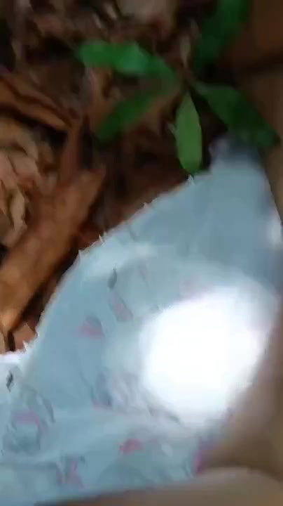 Myanmar Girl Outdoor Fuck in Lover