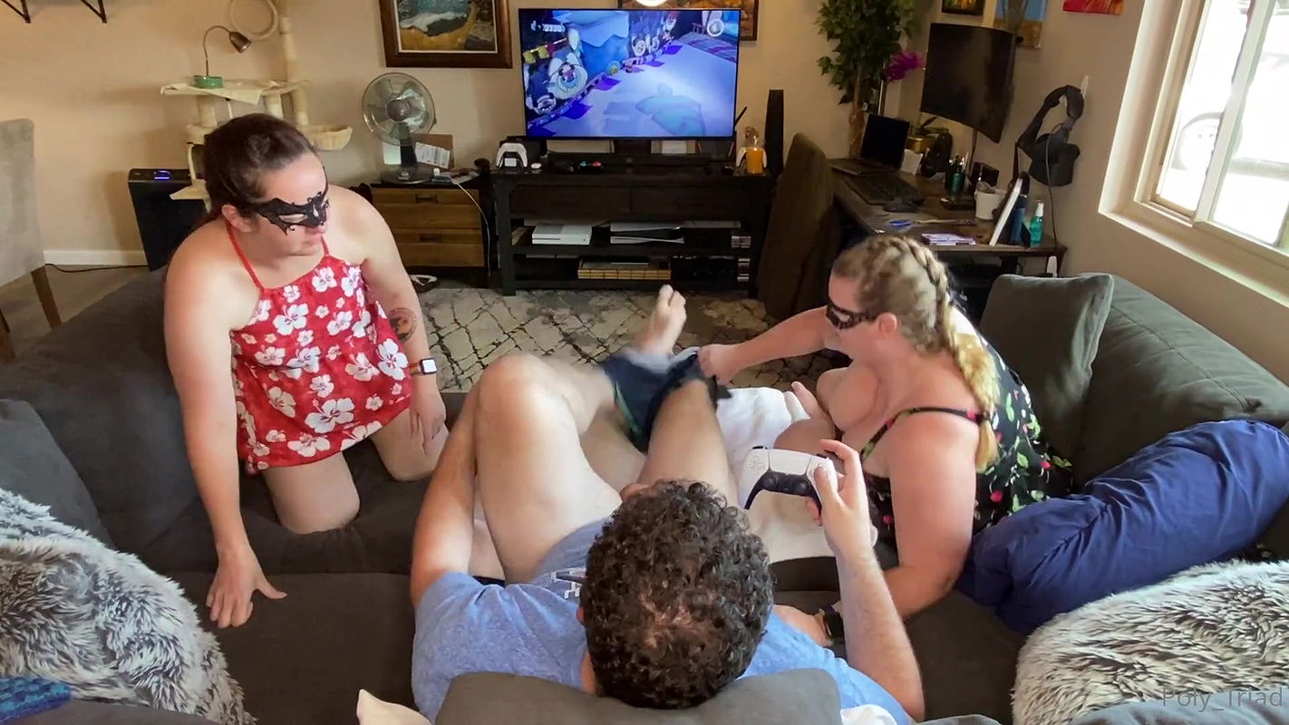 Poly_Triad Onlyfans collection – 46