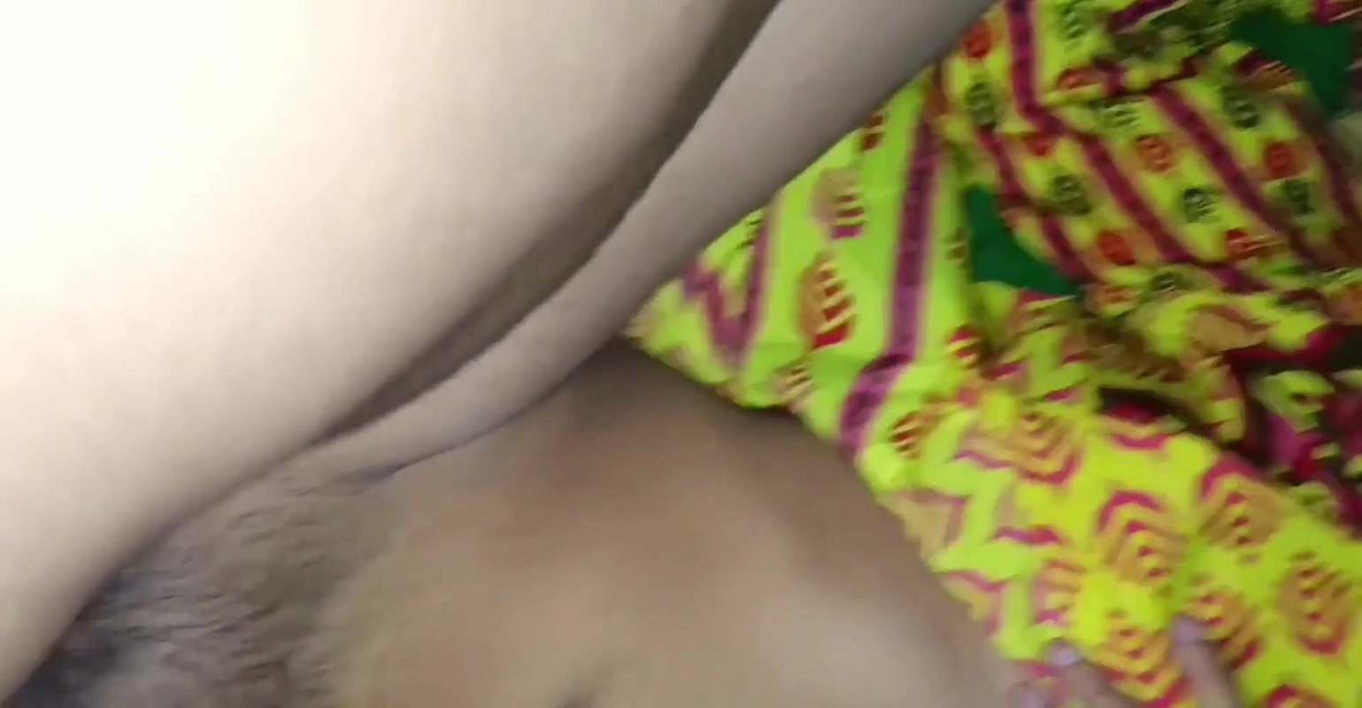 Ankal ke sath chudai Hindi Voice Indian desi girl fucking hard