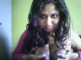 Desi sexy bhabi big boobs