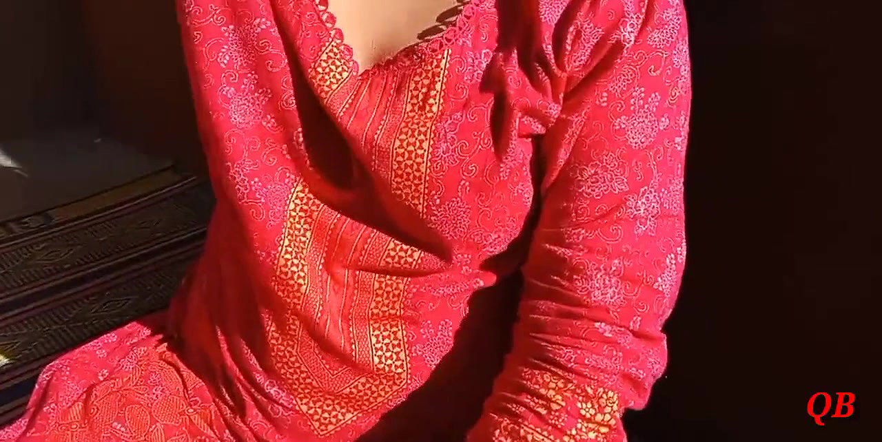 Indian Desi bhabhi ka Sath Outdoor me Sex kiya with in hindi audio