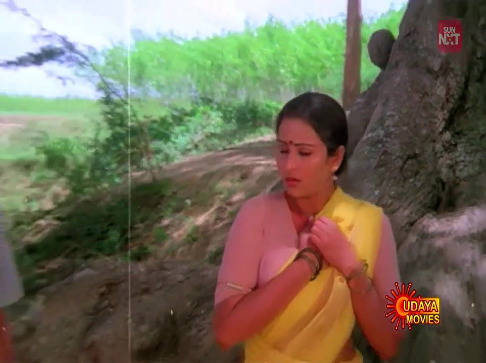 Geetha Aunty Milky big Boobs Goonda Guru