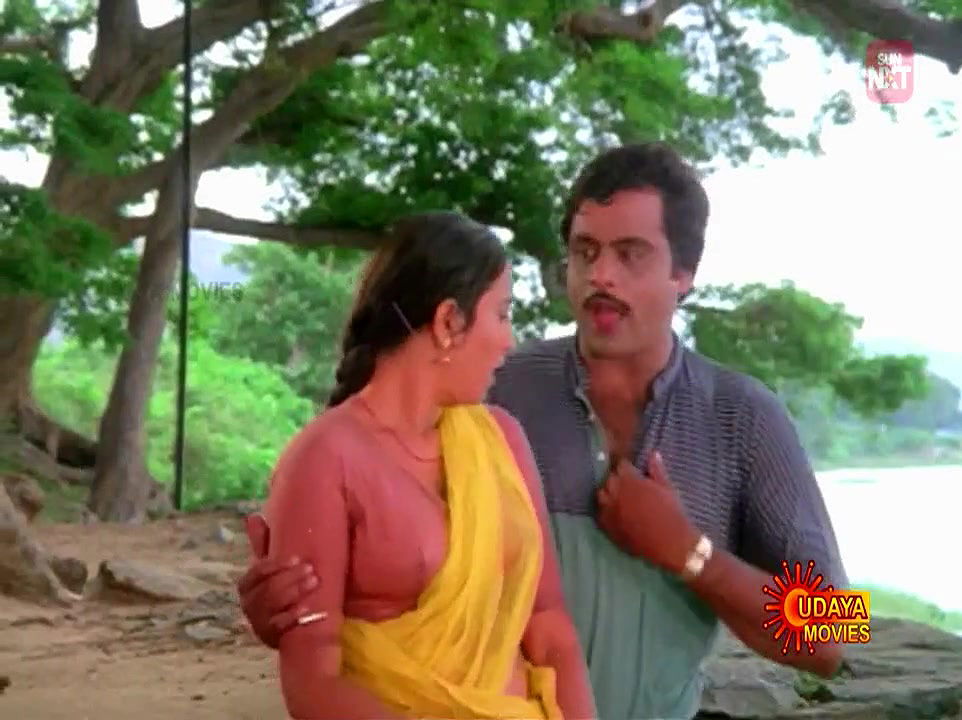 Geetha Aunty Milky big Boobs Goonda Guru