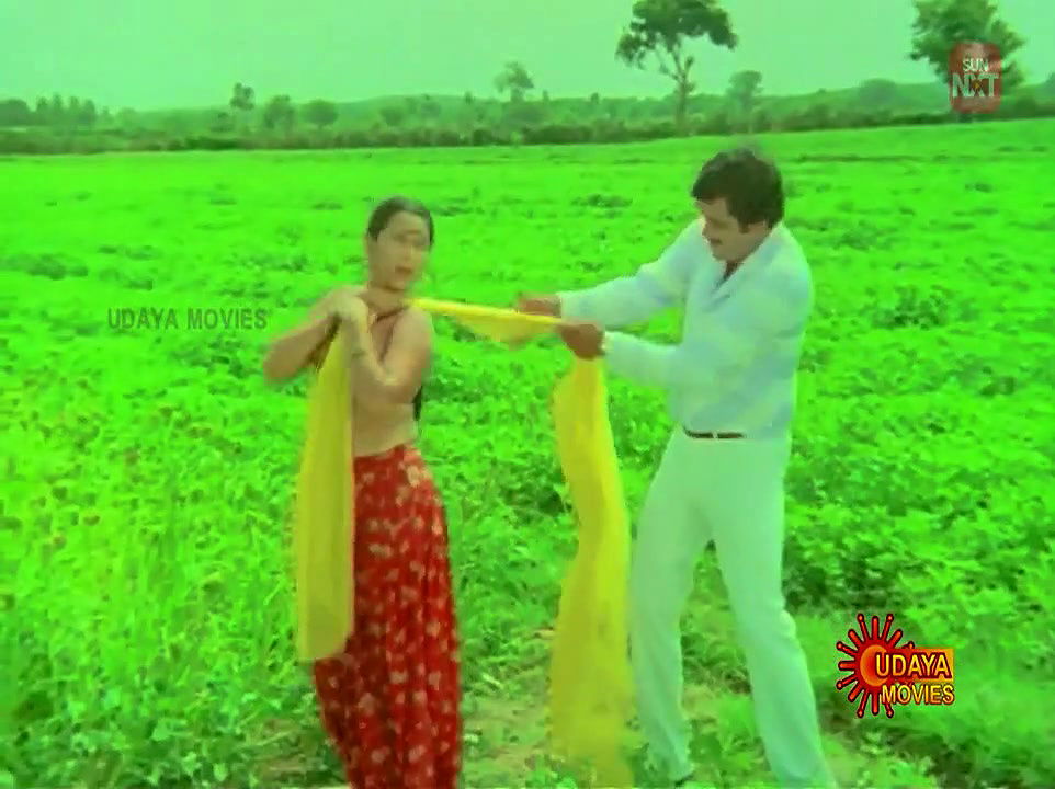 Geetha Aunty Milky big Boobs Goonda Guru